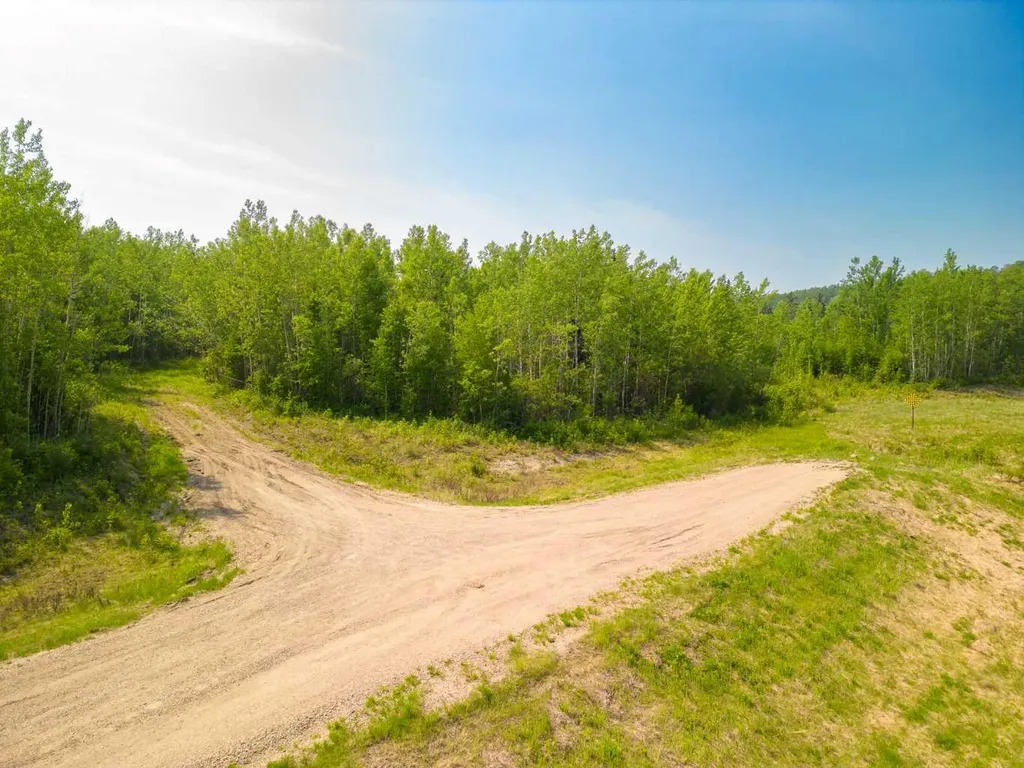Lot 16 Estates Of East Mountain Rural Woodlands County AB T7S 1N9