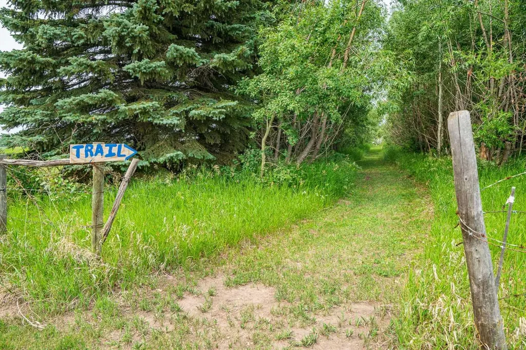Point SE 10-50-2 W4 Blackfoot AB T9V 2S1