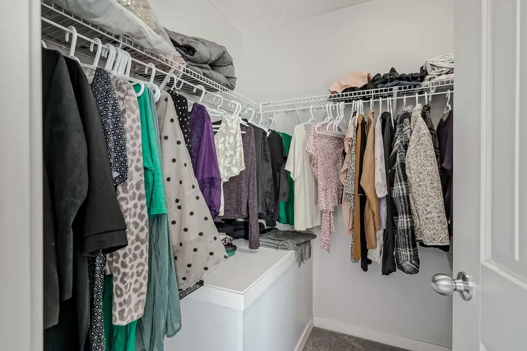 313 Copperpond Landing SE Calgary AB T2Z 1G6