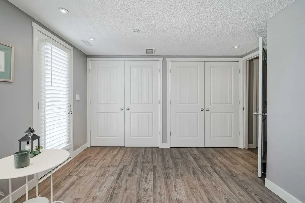 313 Copperpond Landing SE Calgary AB T2Z 1G6