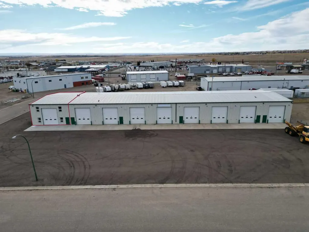 119 Pembina Drive NE Redcliff AB T0J 2P0