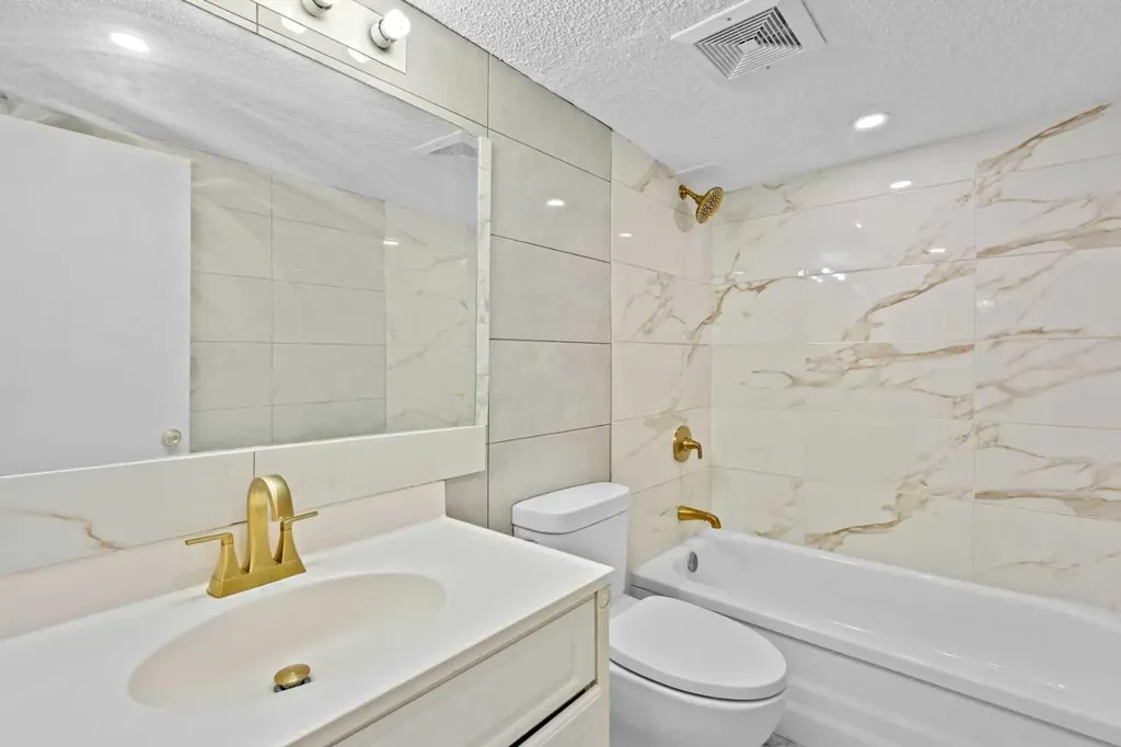 4328 4 Street NW Calgary AB T2K 1A2