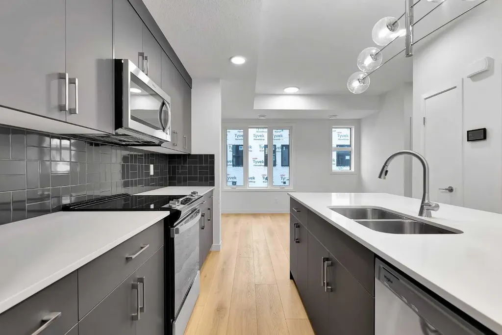 124 Arbour Lake Court NW Calgary AB T3G 0H6