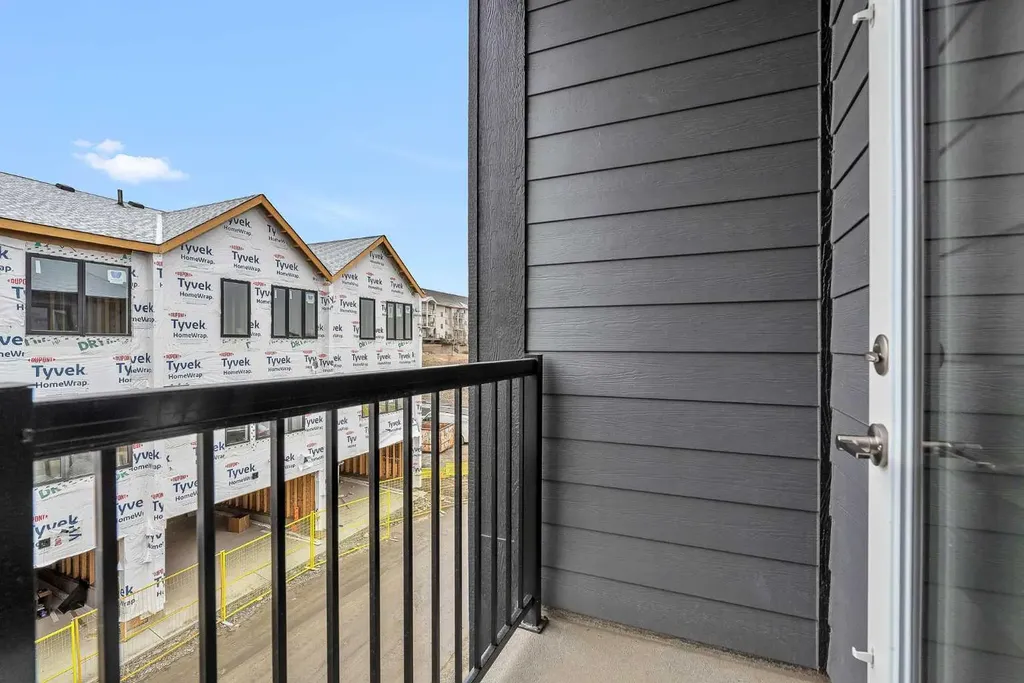 124 Arbour Lake Court NW Calgary AB T3G 0H6
