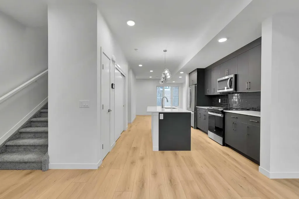 124 Arbour Lake Court NW Calgary AB T3G 0H6