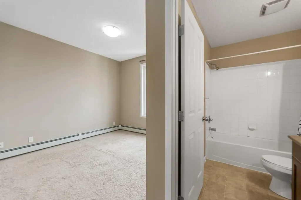 333 Taravista Drive NE Calgary AB T3J 0H4