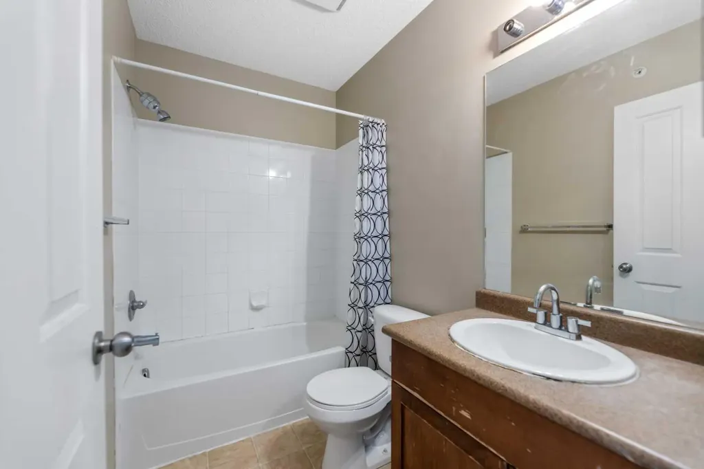 333 Taravista Drive NE Calgary AB T3J 0H4
