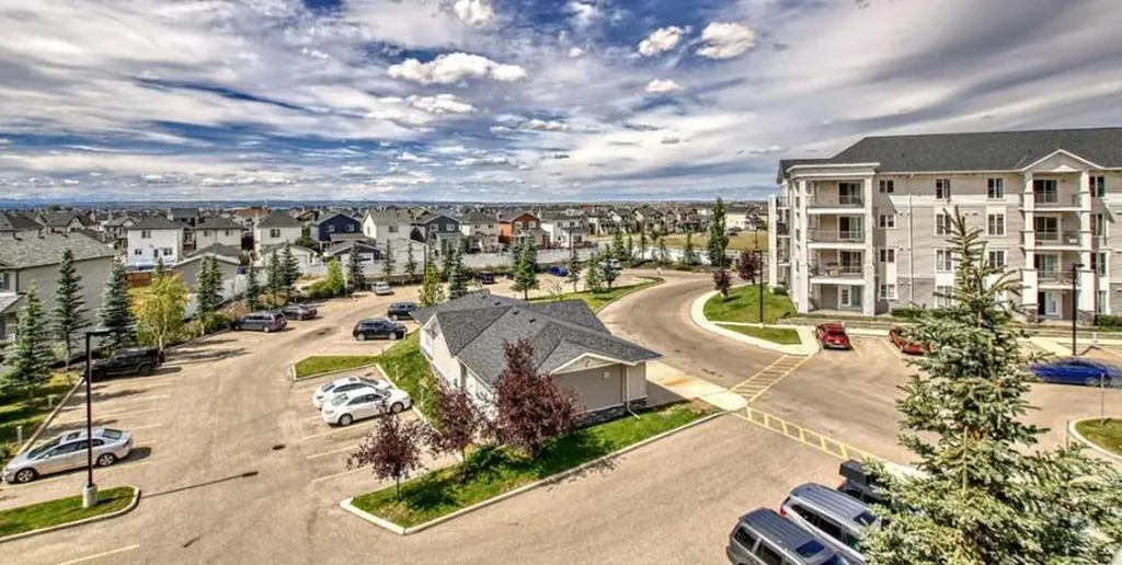 333 Taravista Drive NE Calgary AB T3J 0H4