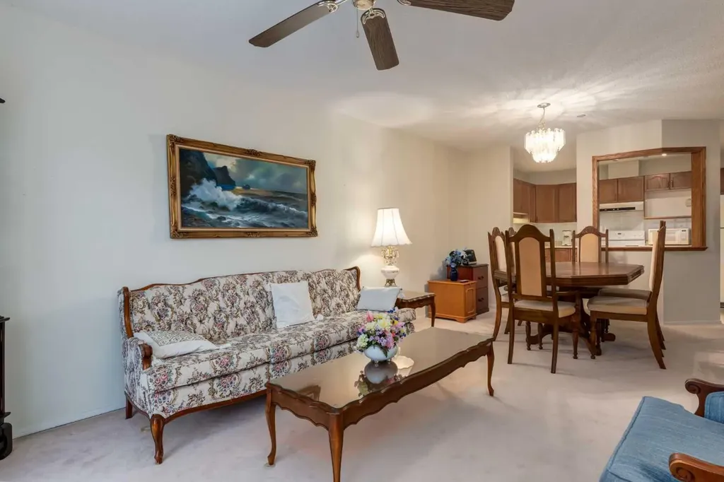 3204 Sienna Park Green SW Calgary AB T3H3N7