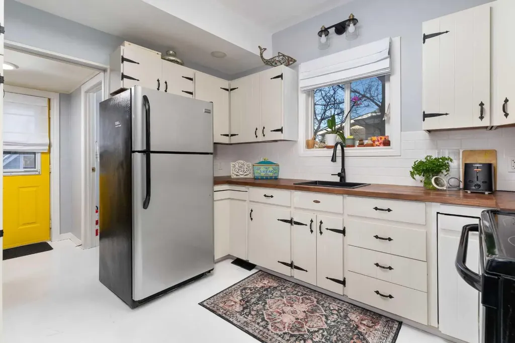 5013 49 A Street Sedgewick AB T0B 4C0