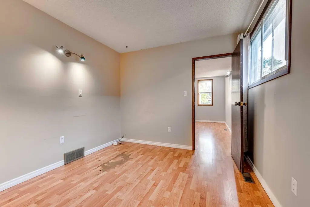 402 Main Street Trochu AB T0M2C0
