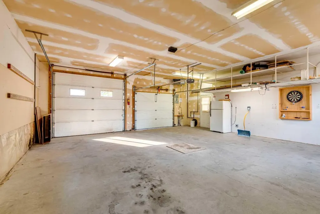 402 Main Street Trochu AB T0M2C0