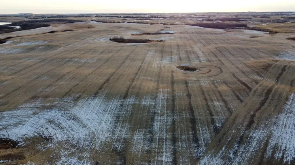 NE 23-53-13-w4 & SE 23-53-13-w4 Rural Two Hills No. 21 County Of AB T9C 1R9