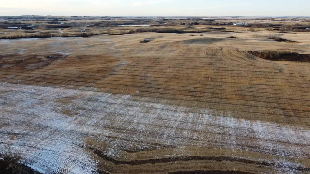 NE 23-53-13-w4 & SE 23-53-13-w4 Rural Two Hills No. 21 County Of AB T9C 1R9