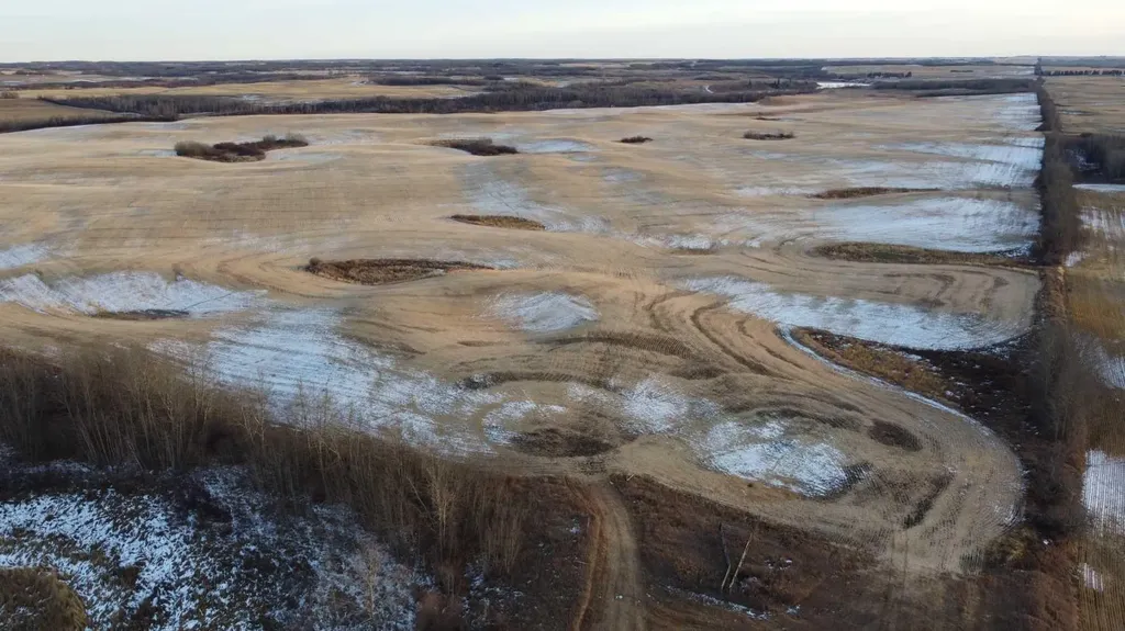 NE 23-53-13-w4 & SE 23-53-13-w4 Rural Two Hills No. 21 County Of AB T9C 1R9