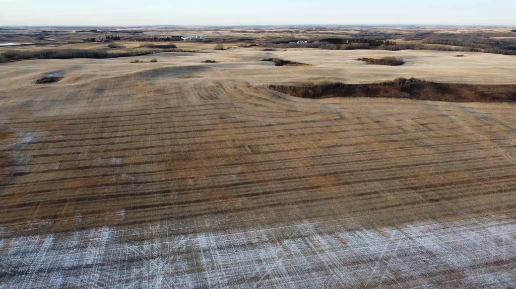NE 23-53-13-w4 & SE 23-53-13-w4 Rural Two Hills No. 21 County Of AB T9C 1R9