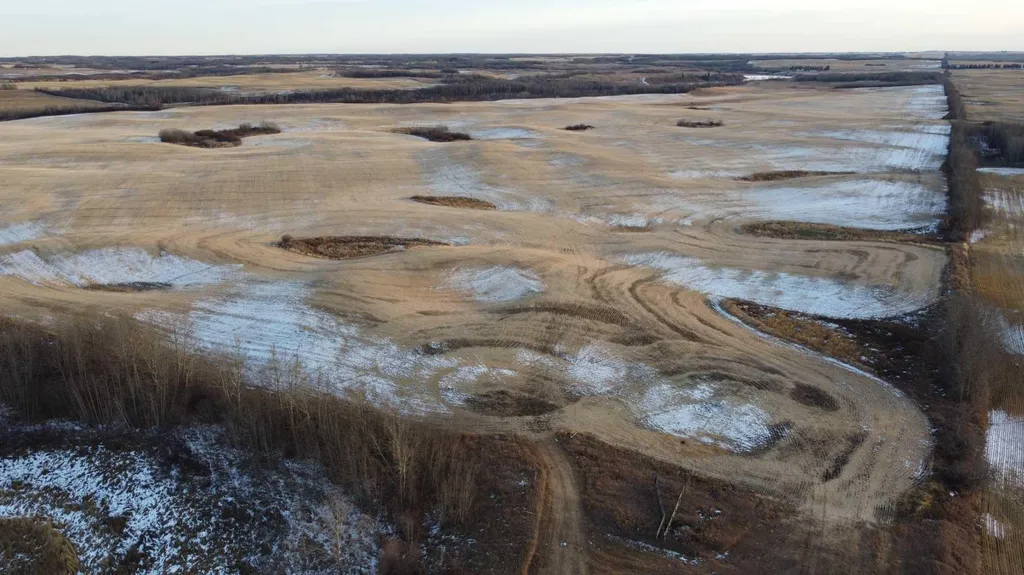 NE 23-53-13-w4 & SE 23-53-13-w4 Rural Two Hills No. 21 County Of AB T9C 1R9