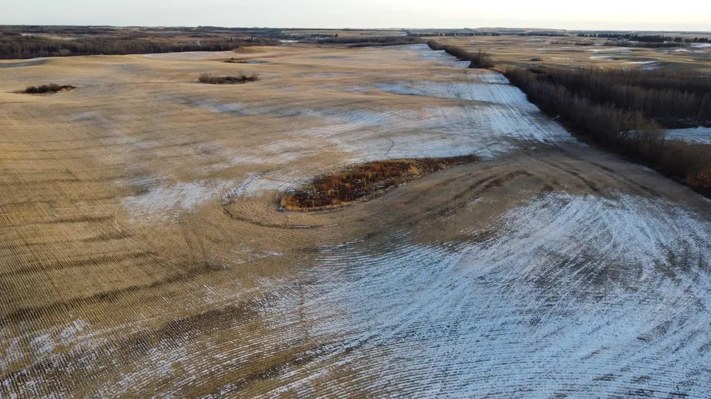 NE 23-53-13-w4 & SE 23-53-13-w4 Rural Two Hills No. 21 County Of AB T9C 1R9