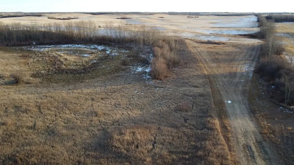 NE 23-53-13-w4 & SE 23-53-13-w4 Rural Two Hills No. 21 County Of AB T9C 1R9
