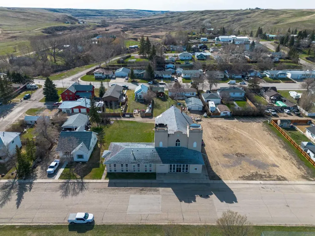 214 Bruce Avenue Carbon AB T0M0L0