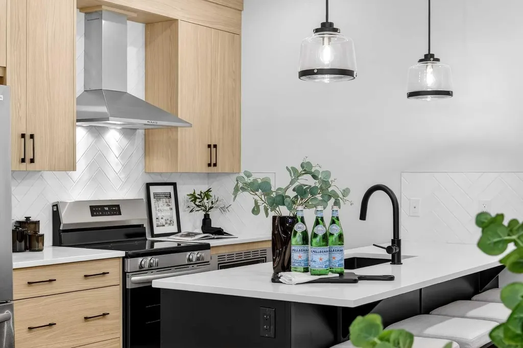 306 Alpine Boulevard Calgary AB T2Y 0Y4
