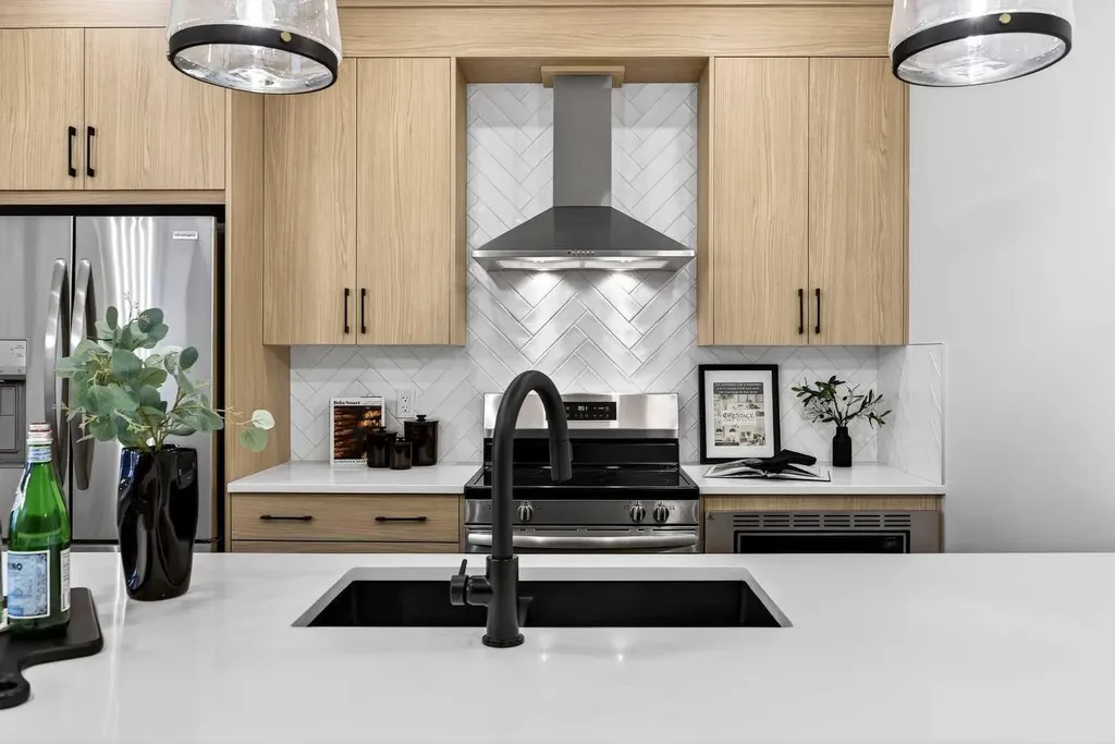 306 Alpine Boulevard Calgary AB T2Y 0Y4