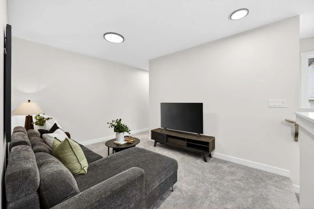 306 Alpine Boulevard Calgary AB T2Y 0Y4
