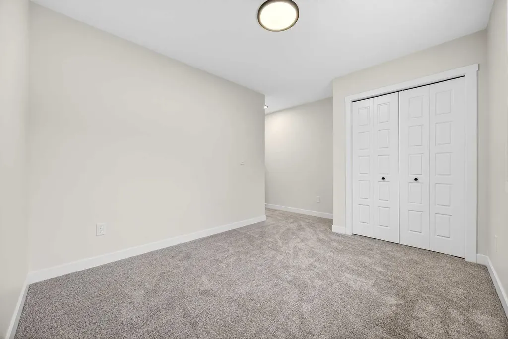 306 Alpine Boulevard Calgary AB T2Y 0Y4