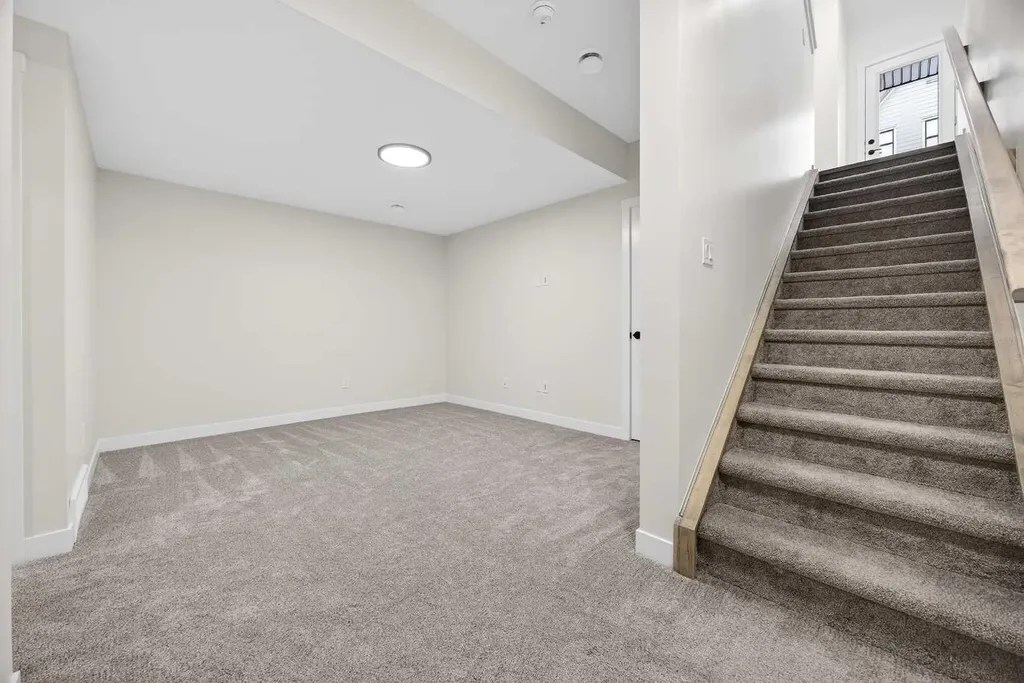 306 Alpine Boulevard Calgary AB T2Y 0Y4