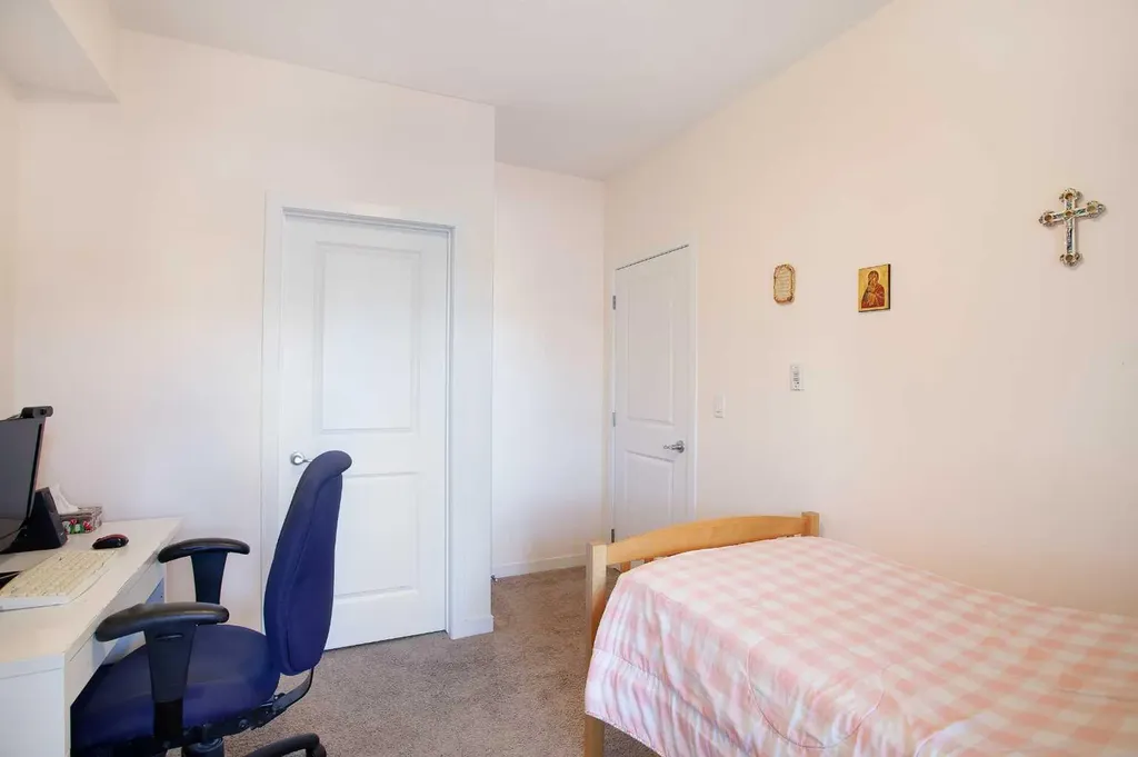 200 Cranfield Common SE Calgary AB T3M 1S2