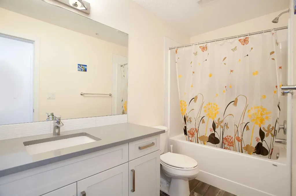 200 Cranfield Common SE Calgary AB T3M 1S2