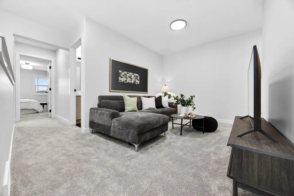 310 Alpine Boulevard Calgary AB T2Y 0Y4