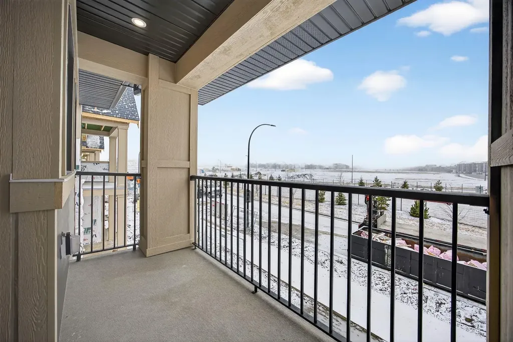 310 Alpine Boulevard Calgary AB T2Y 0Y4
