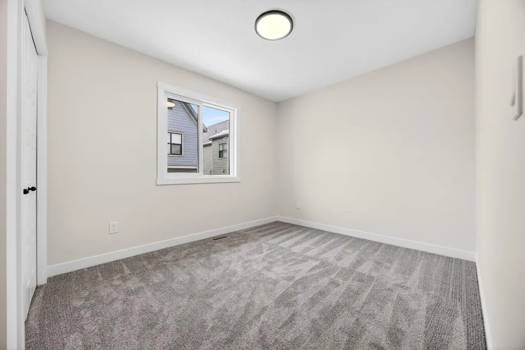 310 Alpine Boulevard Calgary AB T2Y 0Y4