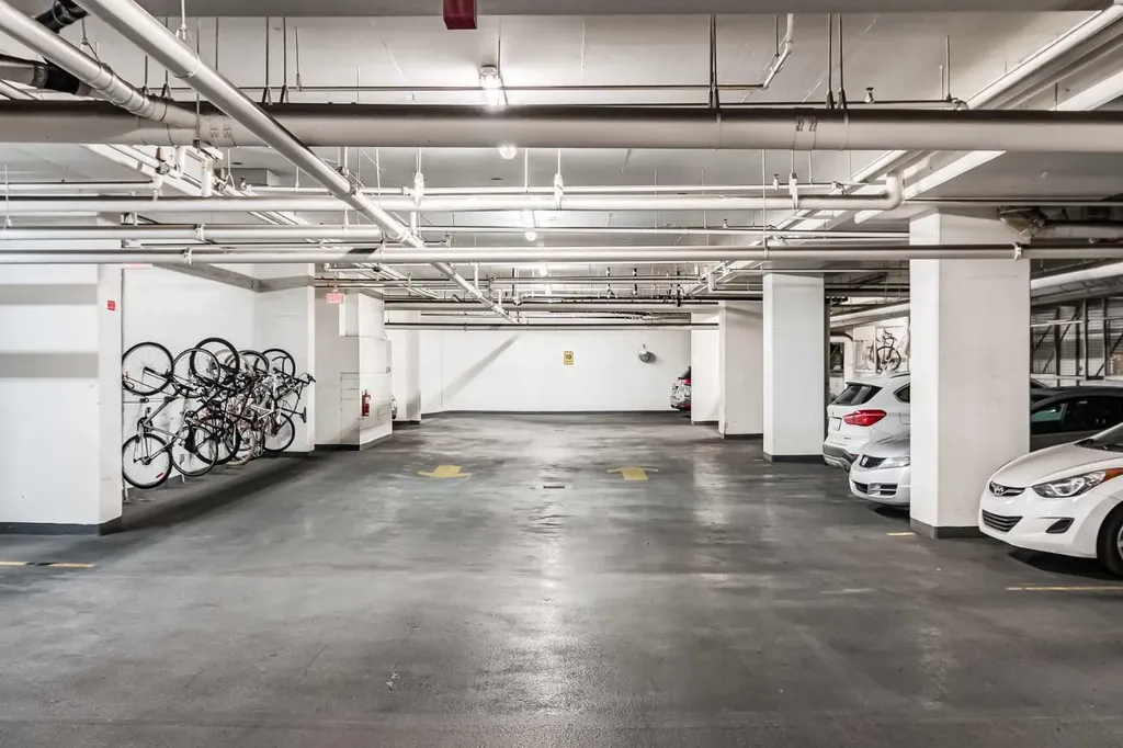 930 6 Avenue SW Calgary AB T2P 1J3