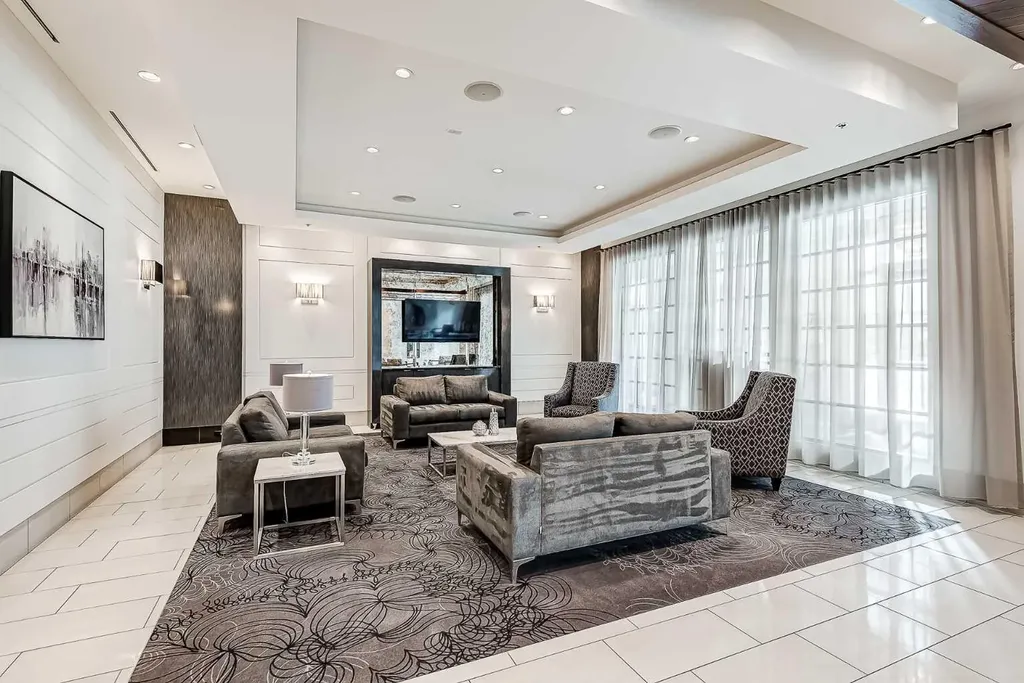 930 6 Avenue SW Calgary AB T2P 1J3