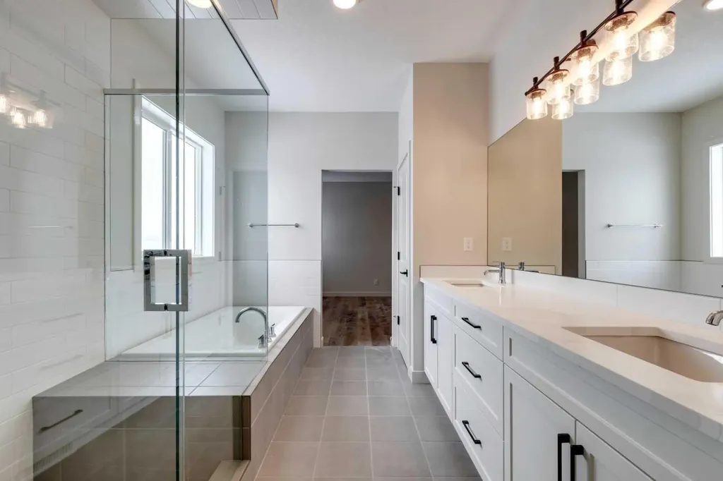 554 Rivercrest View Cochrane AB T4C 2W9