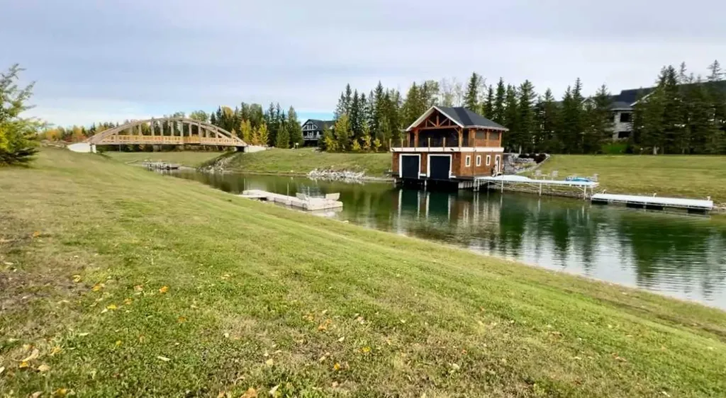 644 Bridge View Road Rural Ponoka County AB T4L 2N3