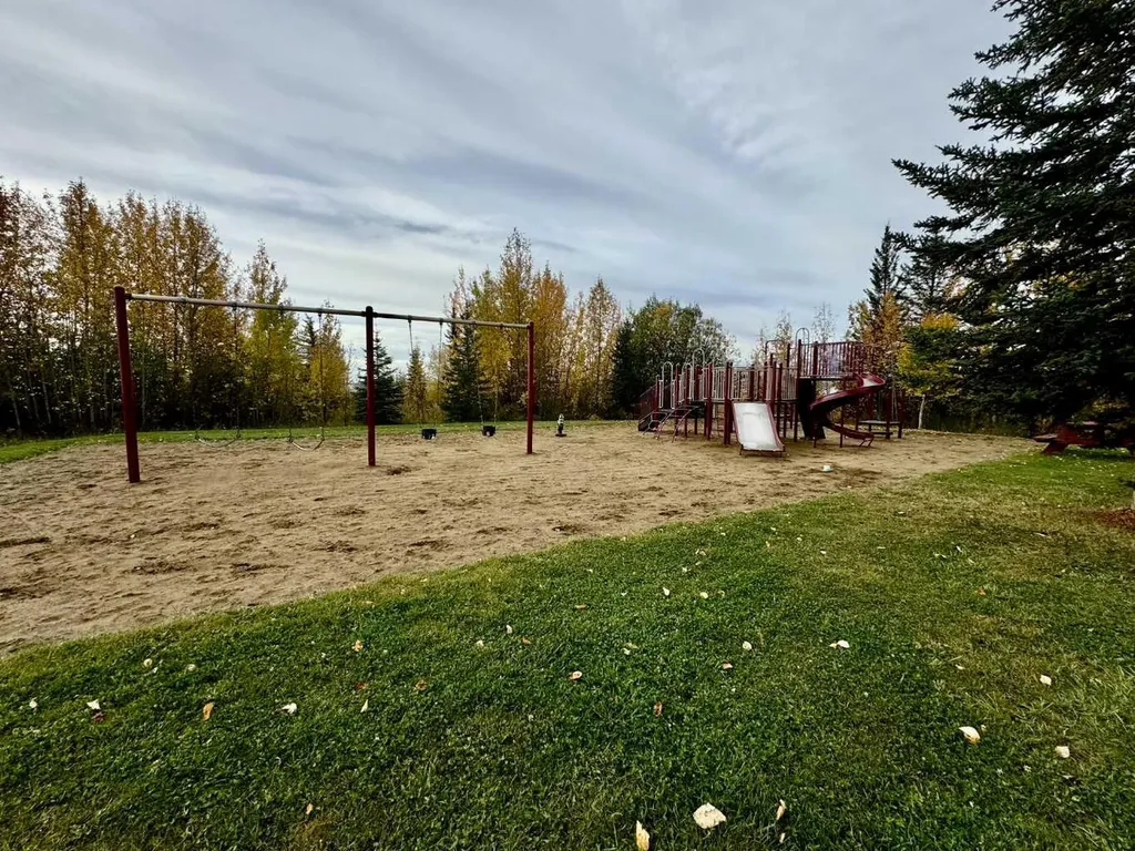 644 Bridge View Road Rural Ponoka County AB T4L 2N3