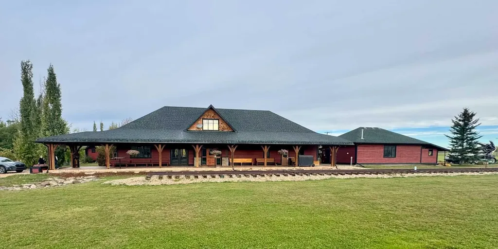 644 Bridge View Road Rural Ponoka County AB T4L 2N3