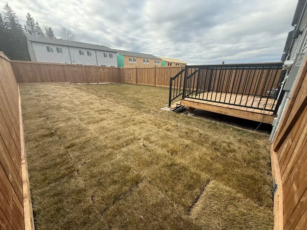 328C Boutin Avenue Hinton AB T7V0B4