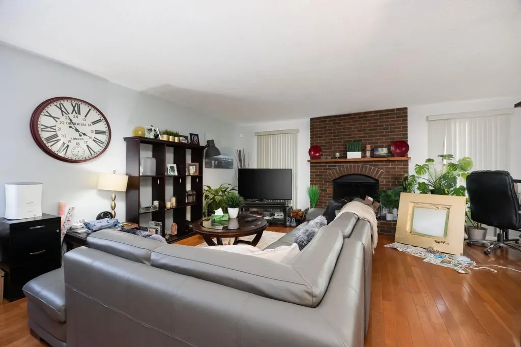 193 Eymundson Road Fort Mcmurray AB T9H4N1