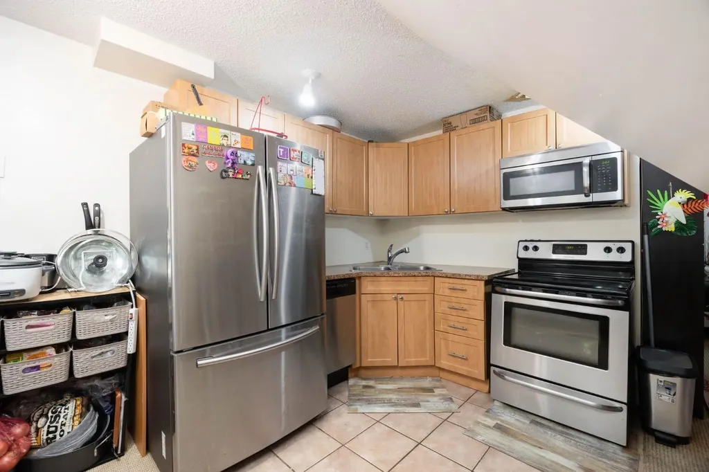 193 Eymundson Road Fort Mcmurray AB T9H4N1