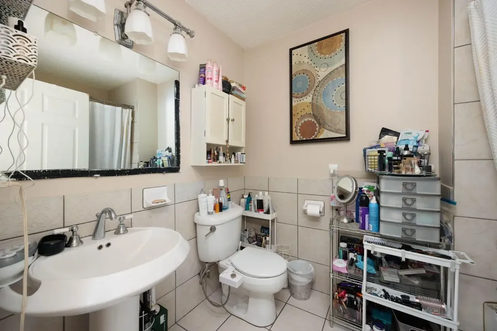 193 Eymundson Road Fort Mcmurray AB T9H4N1
