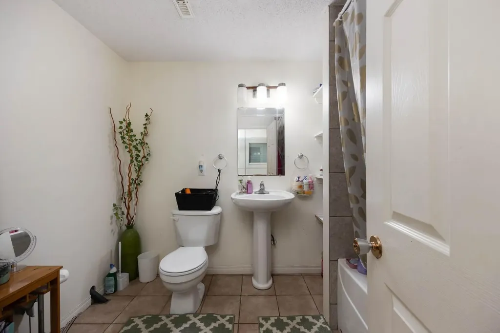 193 Eymundson Road Fort Mcmurray AB T9H4N1