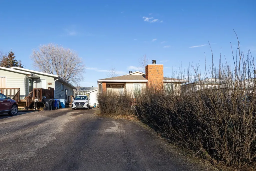 193 Eymundson Road Fort Mcmurray AB T9H4N1