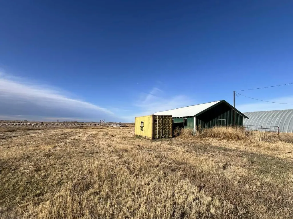 Range Road 160 NE 13 21 16 W4 Rosemary AB T0J 2W0
