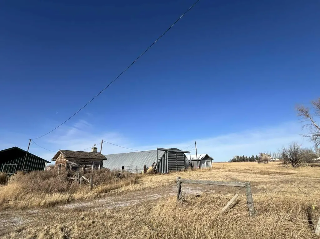 Range Road 160 NE 13 21 16 W4 Rosemary AB T0J 2W0