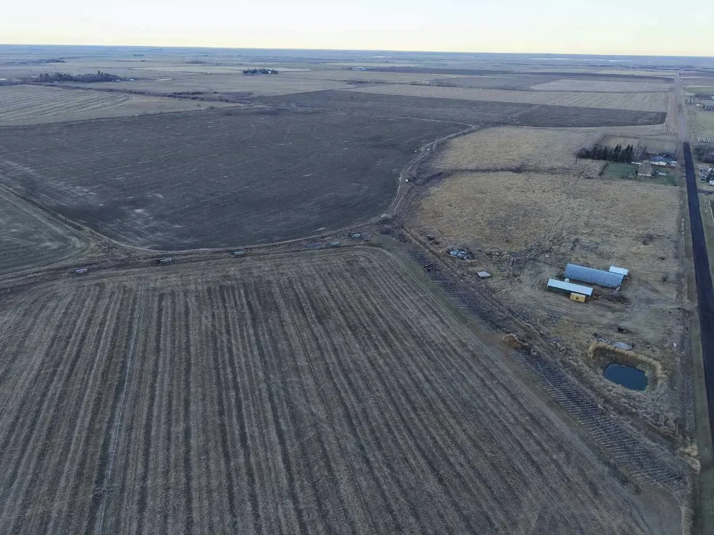 Range Road 160 NE 13 21 16 W4 Rosemary AB T0J 2W0