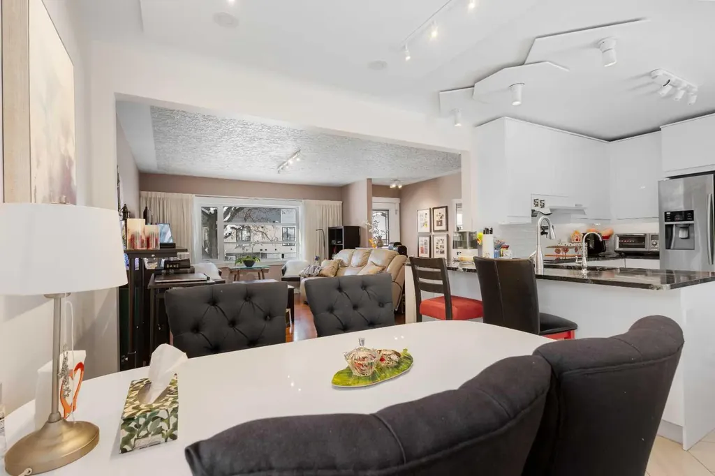 2816 24 Street NW Calgary AB T2M 3Z3